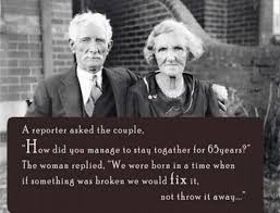 OLD COUPLE
